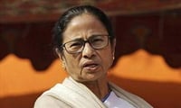 মমতার অভিযোগ ওড়াল আয়কর দফতর, মমতা দিলেন বিষ্ফোরক জবাব